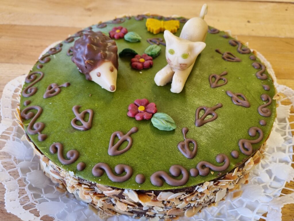 vegán születésnapi gyerektorta